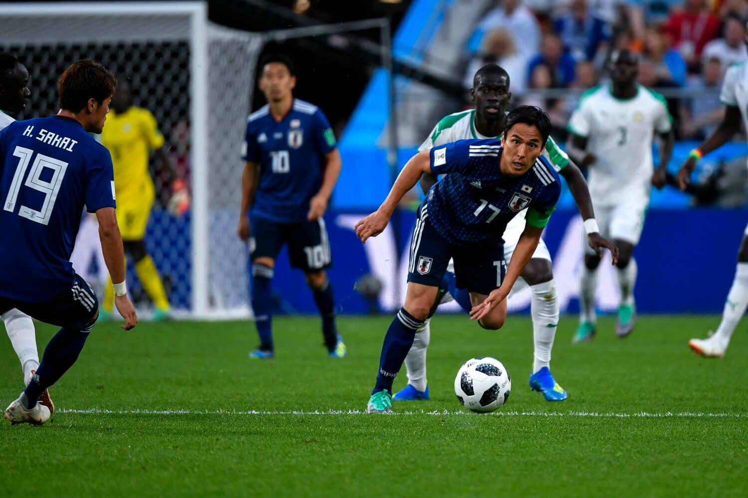 セネガル戦での長谷部　©Takuya Sugiyama/JMPA