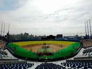 プロ野球で2億円を稼ぐ→引退後3年で“貯金が消えた”「食事会があればご馳走してしまう」34歳で“新人”会社員…中日コーチも務めた男