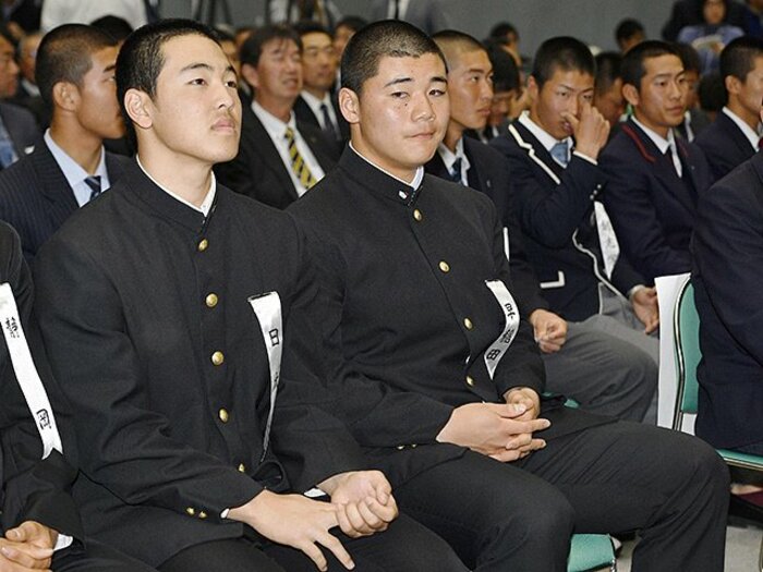 センバツ直前、注目校＆選手紹介。V候補筆頭は清宮・早実ではない？＜Number Web＞ photograph by Kyodo News