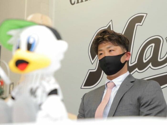 契約解除の清田育宏に朝乃山の“夜遊び”…一緒にいた記者に書いて欲しい「下世話な話題」に隠れている“大事なもの”とは?<Number Web> photograph by JIJI PHOTO