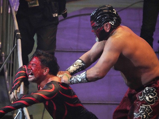 プロ格ヒーローズ　グレートムタ　中邑真輔 中邑真輔“毒霧混じりの涙”ムタに激勝「奇跡をありがとう」ノア武道館