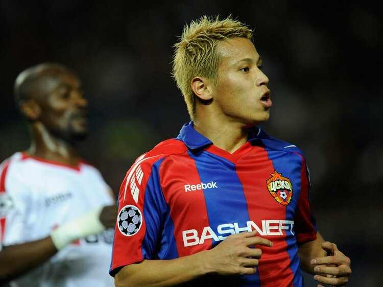 サッカー日本代表のMF本田圭佑（27）が、12月末で契