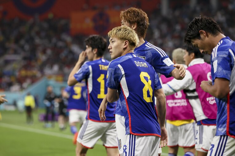 堂安のゴールシーン　©︎Kaoru Watabe/JMPA