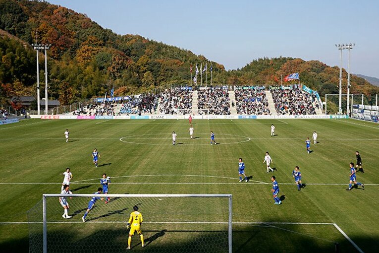 J3昇格、今治・岡田武史の本音（下）。「新スタジアムは健康や教育に使う」(2)