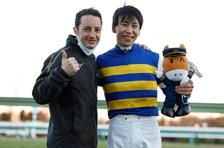 今年大躍進を遂げた横山武史騎手と、5年連続のリーディングとなったクリストフ・ルメール騎手 ／ photograph by Photostud