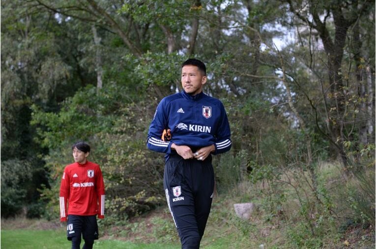 連係不足は“想定内” 19歳久保建英が森保Jで見せた「身体能力差を埋める」クレバーな技術(2) ／ photograph by JFA