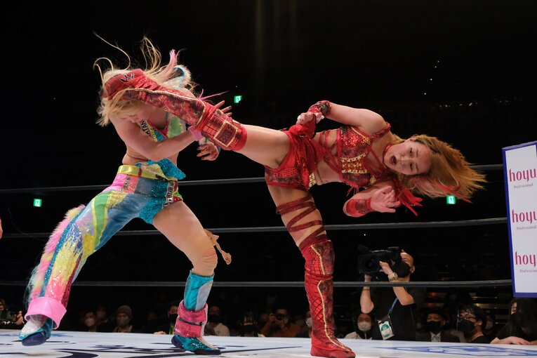 「女子プロレスを背負って立つ」スターダム王者・朱里が語る“朱いベルト”への思い…岩谷麻優戦で「ドローは絶対に嫌だった」理由とは？(62)