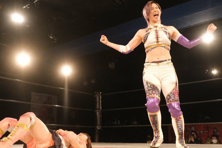 サイコロで勝敗が決まる？ 人気団体が “脱プロレス”で見せる女優たちのチャレンジとは…エース青野未来「エンタメだけど闘いがある」(14)