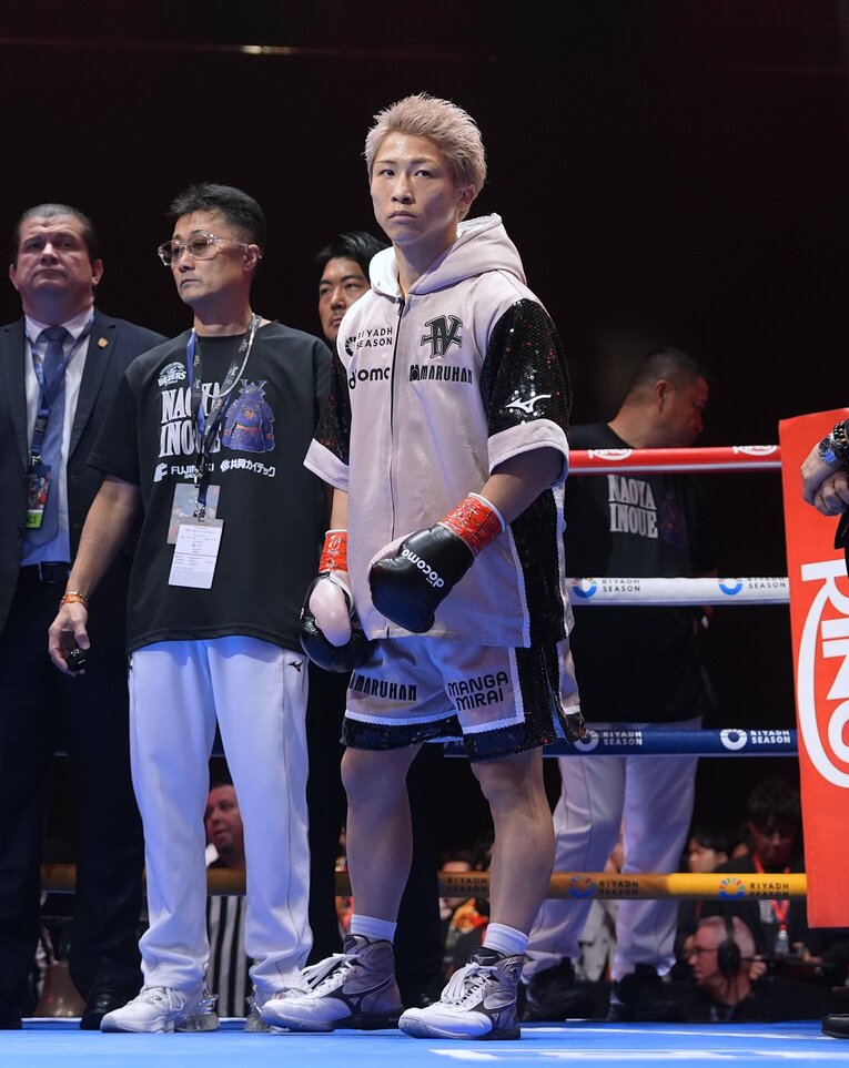 試合開始を待つ井上尚弥　©Naoki Fukuda