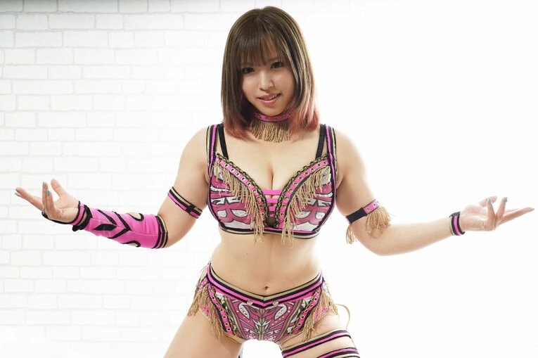 《特別グラビア》“青学卒→グラドルデビュー”で勘当も…スターダム・白川未奈が語った両親への感謝「いつか試合を見に来てほしい」(15)