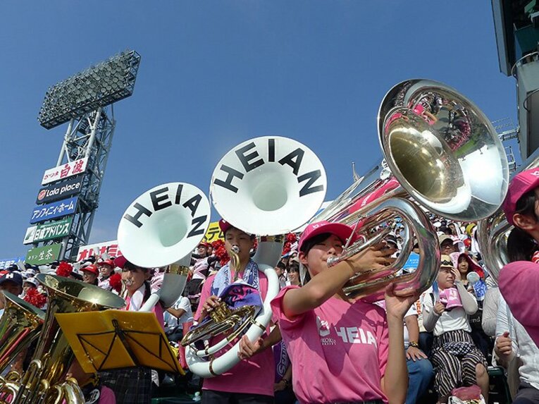 龍谷大平安から日大三、金足農へ……。応援のバトン、動画再生100万回!!(3)