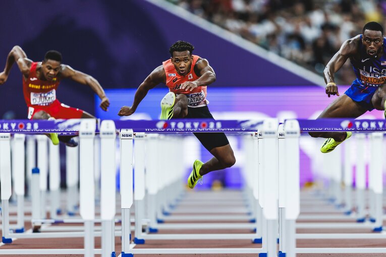 【東京世界陸上】110mハードル予選を走る村竹ラシッド（JAL）　©Kiichi Matsumoto