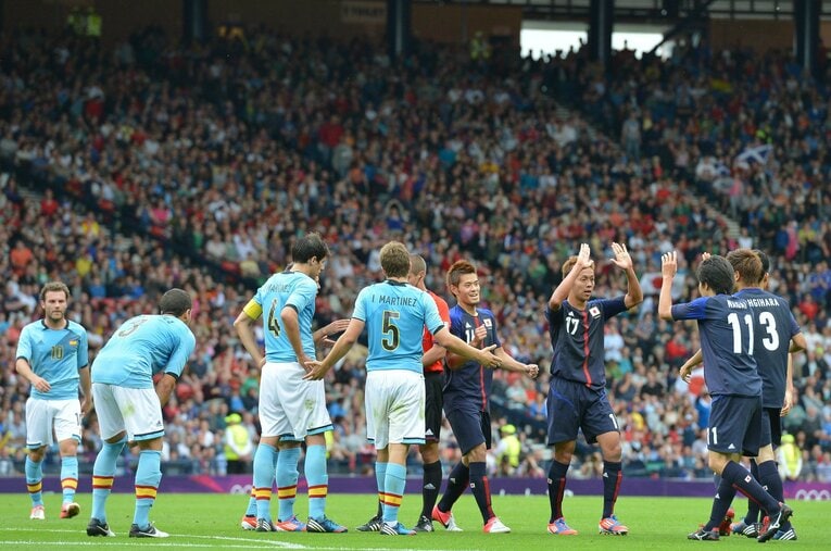 カタールW杯の10年前、フットボールの母国で若き日本代表は“スペイン討伐”に成功していた　©JMPA