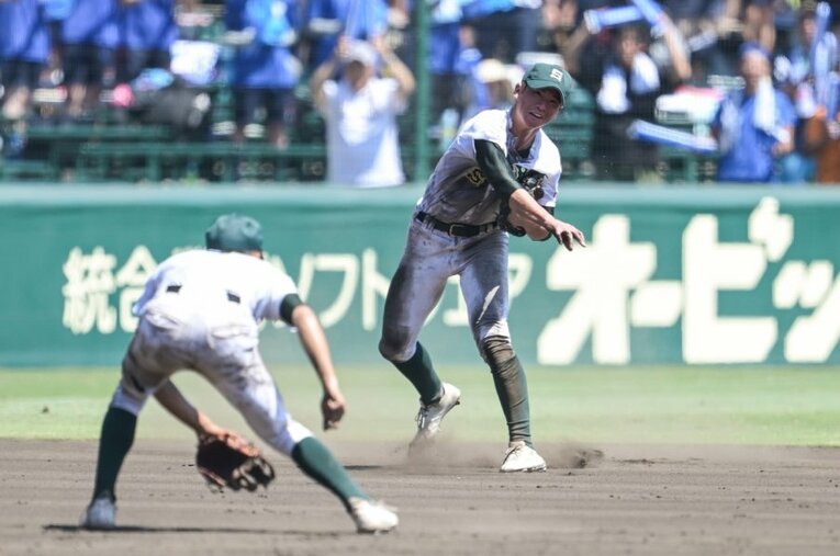 ヤクルトほかで活躍した“守備職人”大引啓次が語る今年の甲子園「No.1ショート」と「エラーが多い理由」 ／ photograph by Nanae Suzuki
