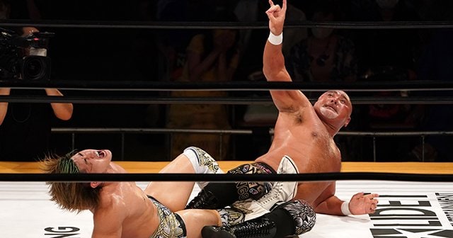 息子と同じ33歳差の初シングル対決。武藤敬司が清宮海斗に伝えたもの。