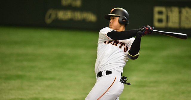 高橋監督が井端コーチに託した岡本和真、2年目の“英才教育”。（3／3