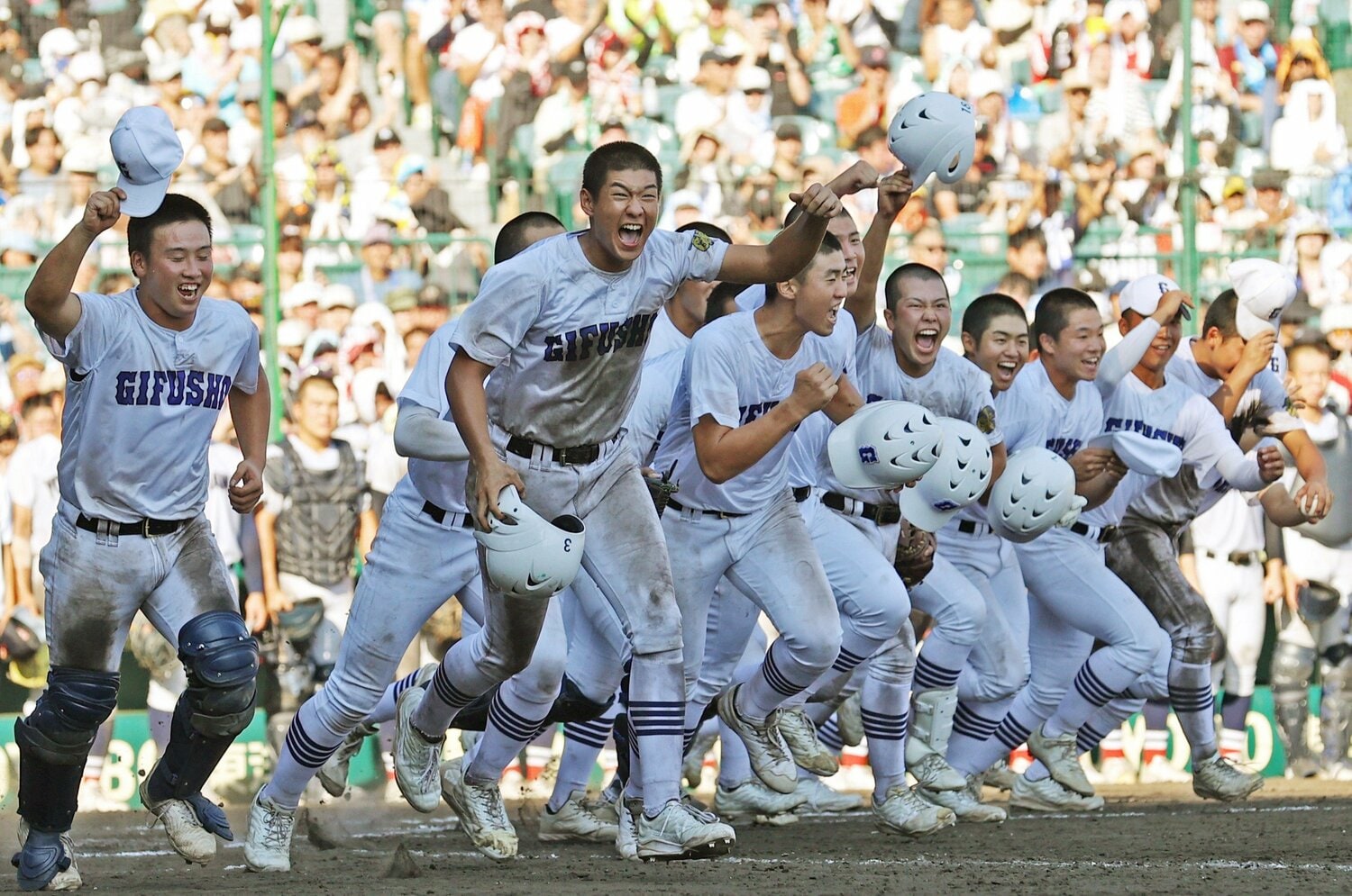 公立高野球部の悲鳴「野球用品が高くなりすぎ…」「公立は年間予算が15万円だけ」練習球（7000円）しか買えない学校も…甲子園、公立校減少のウラで＜Number Web＞ photograph by JIJI PRESS