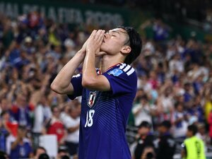 チュニジア戦で圧巻の2ゴールも…上田綺世はなぜ“喜びすぎない”のか?「4年前の悔しさ」を胸に…試合後の“冷静さ”から読み解くストライカーの本質