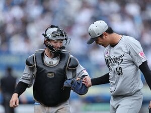 ロッテの“10代バッテリー”寺地隆成＆木村優人…40年ぶり快挙を生んだ「いつも一緒」19歳の日常「あいつは陽キャラ」「ワサビに最近ハマって…」