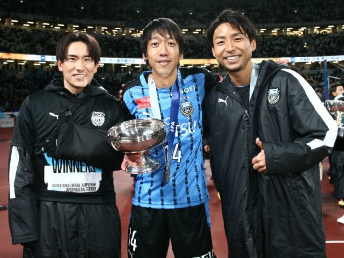 「悔しすぎて帰りの記憶がない」小林悠が2度の天皇杯決勝で味わった“天国と地獄”…中村憲剛の現役ラストゲームは「めちゃくちゃ泣きました」<Number Web> photograph by JFA/AFLO