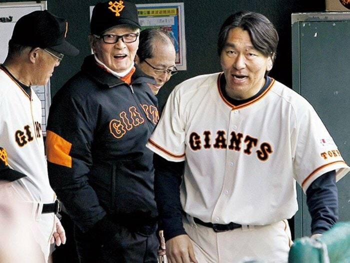 師は、更なる高みへの伴走者。～松井秀喜と長嶋茂雄の関係が特別だった理由～＜Number Web＞ photograph by KYODO