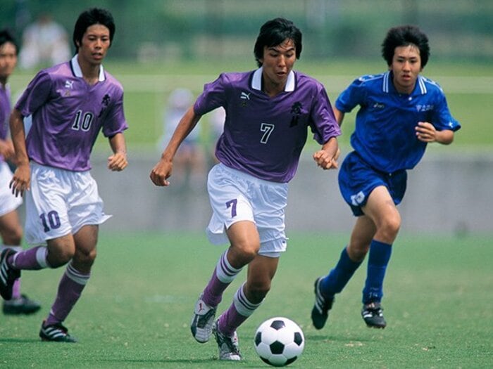 サッカー王国静岡、苦悩の20年史。長谷部誠や内田篤人を輩出の一方で。＜Number Web＞ photograph by AFLO