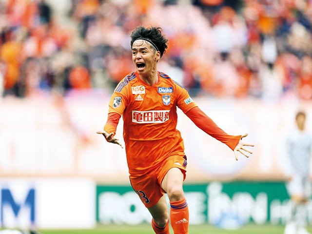 北陸に“トロイの木馬”見参。伊藤涼太郎、覚醒の時。 - Jリーグ