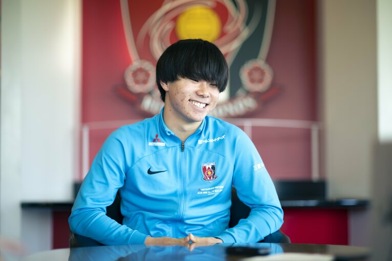 史上最年少でルヴァンカップ・ニューヒーロー賞を受賞した浦和レッズの早川隼平　©︎Takuya Sugiyama