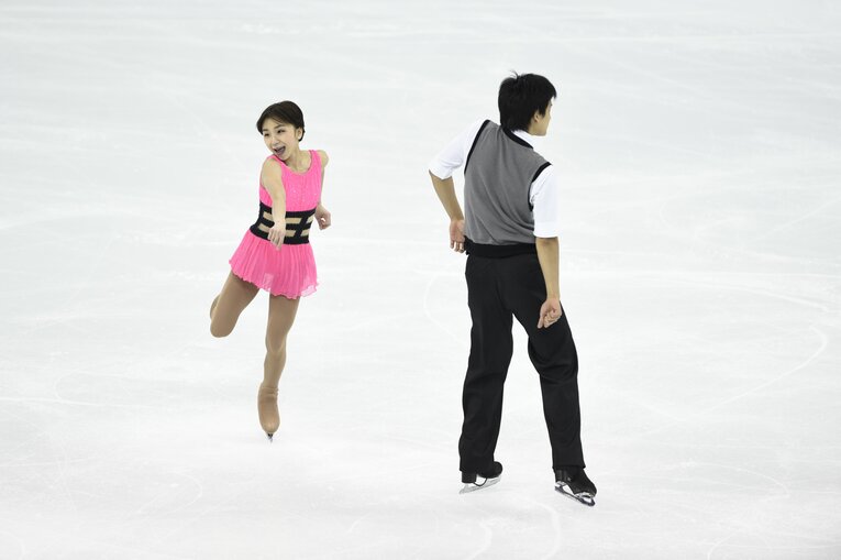 【りくりゅうレア写真】高橋が木原とペアを組んでいた頃（2015年。写真は右に続きます）　©Asami Enomoto