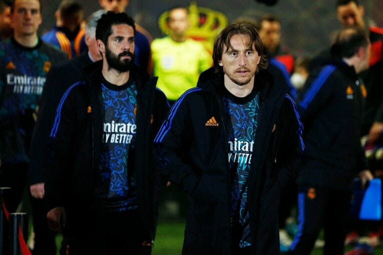 「クボ潰しにロドリゴが戻ってこない？」 “レアルでのライバル”に削られた久保建英… 手痛い敗戦の内実〈撮影者の視点〉(6)