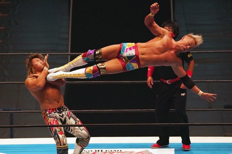 レインメーカー前の高いドロップキック。オカダは再び、棚橋戦できっかけをつかんだ