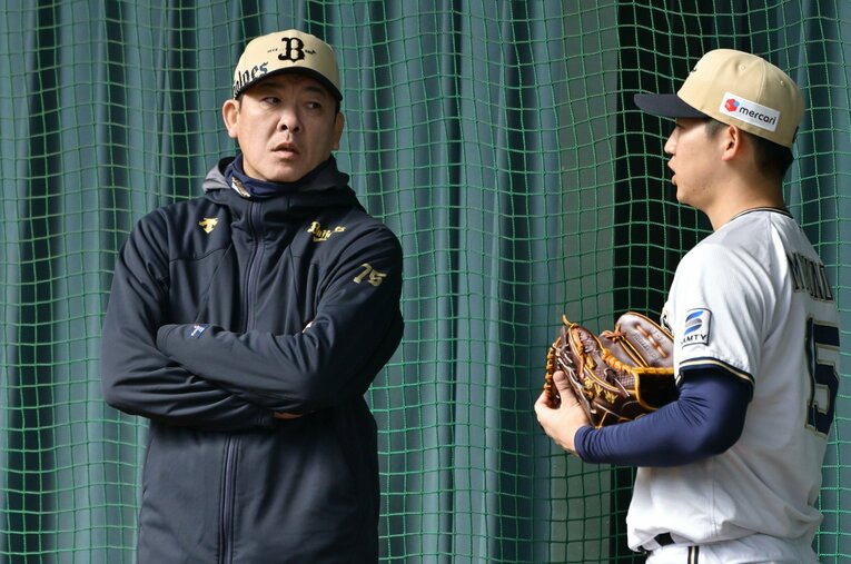 オリックス・厚澤投手コーチ　©Hideki Sugiyama
