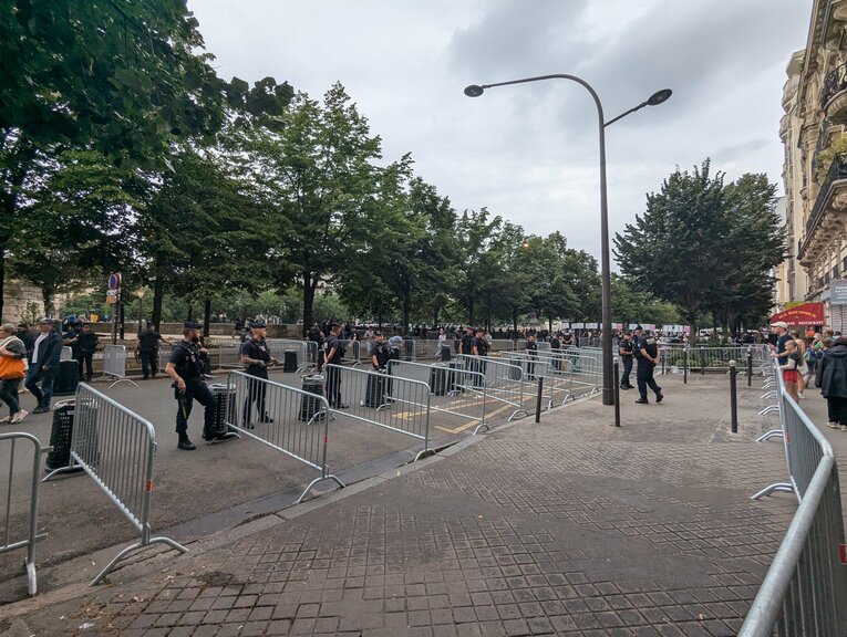 開会式当日のパリ市内　©Yu Saito