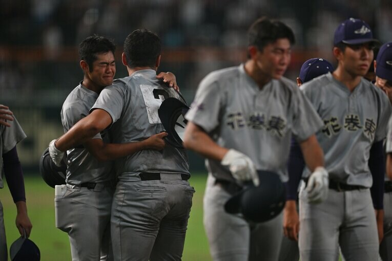 選手も、監督も、そして観客も泣いた…花巻東の最終回「伝説の反撃」　©Hideki Sugiyama