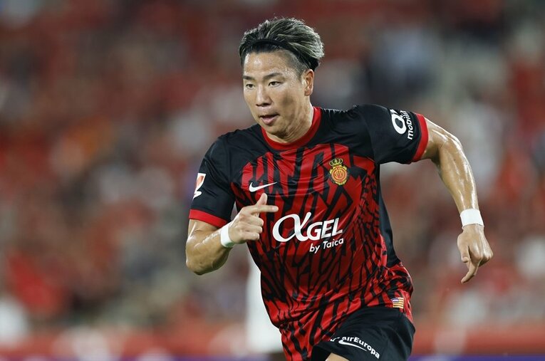 マジョルカでのデビュー戦でインパクトを残した浅野拓磨。持ち前の俊足でマドリーを慌てさせた ／ photograph by Daisuke Nakashima