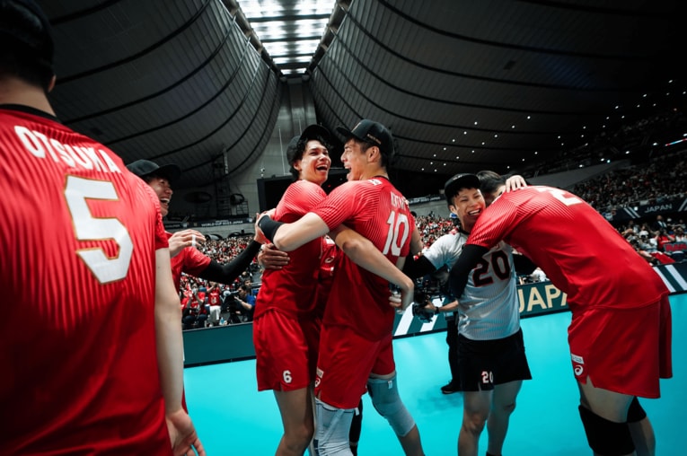 大会通して存在感を放ったミドル山内晶大と高橋健太郎　©︎FIVB