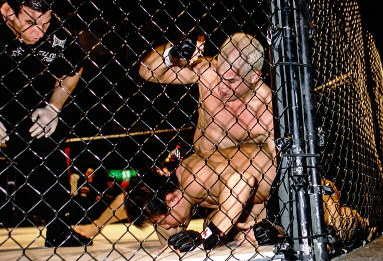 2000年12月に行われたティト・オーティズvs近藤有己。当時はズッファ体制への移行直前だった　©Susumu Nagao