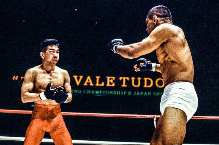 『VALE TUDO JAPAN OPEN 1995』決勝でヒクソン・グレイシーと対戦。同試合に至る経緯は増田俊也氏の著書『VTJ前夜の中井祐樹』に詳しい ／ photograph by Susumu Nagao