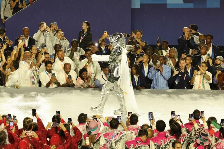 開会式の様子　©Tetsuya Higashikawa/JMPA