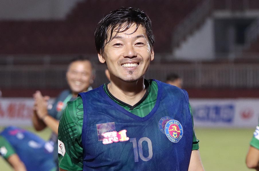 39歳松井大輔が明かす ベトナム電撃移籍 の真相 先生として プロとしての振る舞いなどを伝えて欲しいと サッカー日本代表 Number Web ナンバー
