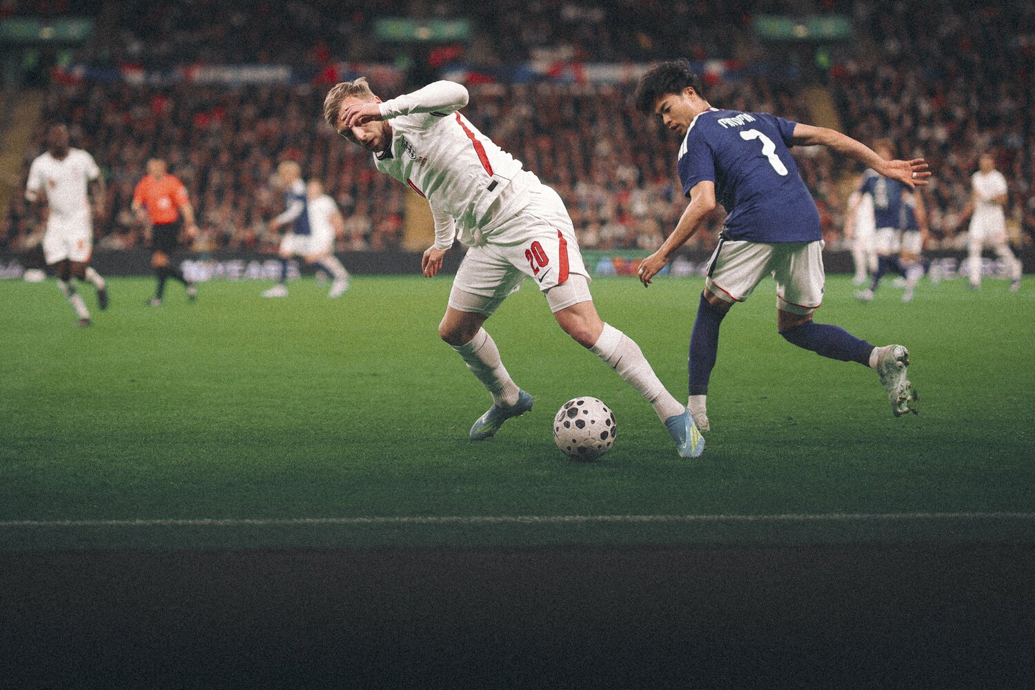 ボール支配率こそイングランドに譲ったものの、日本はオーガナイズされた戦いぶりだった　©Getty Images