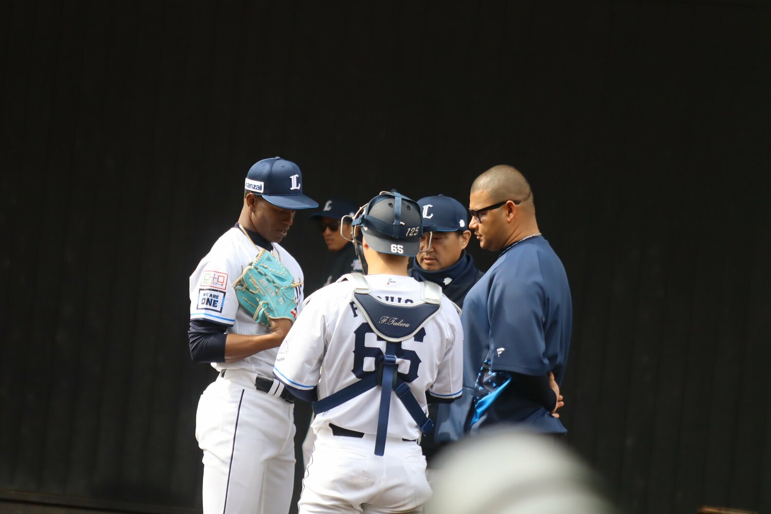 ヤンと通訳、古市　©Kou Hiroo