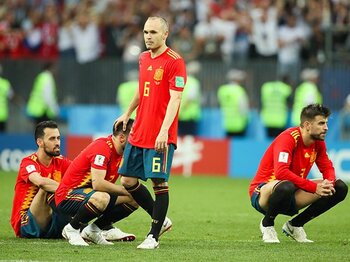 スペインが涙した「宝くじ」PK戦。先例やデータは本当に役立つのか。＜Number Web＞ photograph by Getty Images