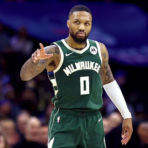 ヤニス・アデトクンボを徹底解剖 - Number Web - ナンバー