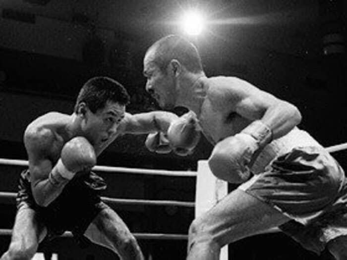 早いレフェリーストップは試合の魅力を損なうか。～ボクシング、逆転KO減少の理由～＜Number Web＞ photograph by BOXING BEAT