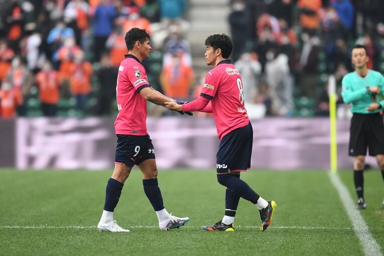 71分、香川真司が4662日ぶりにJリーグのピッチに立った