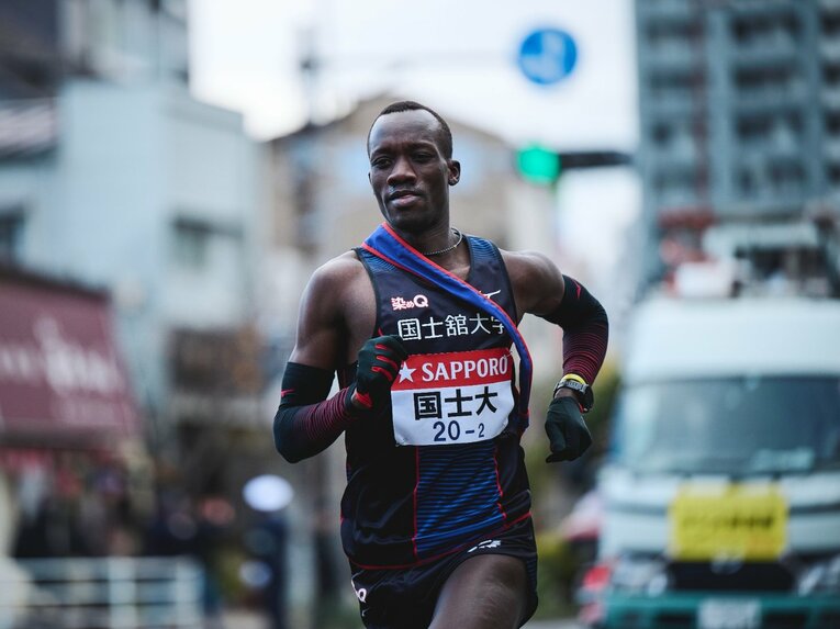 2区 ／ photograph by Yuki Suenaga