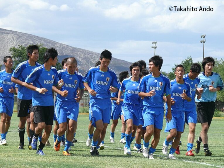 南野拓実、中島翔哉が聞いた大合唱。震災後のU-17W杯で体験した「世界」。(7)