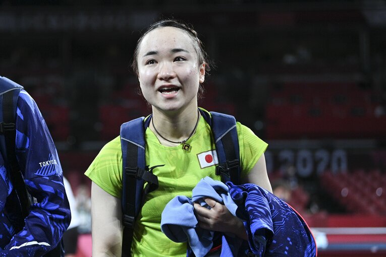 準決勝直後、悔しそうな表情を見せた伊藤美誠　©JMPA