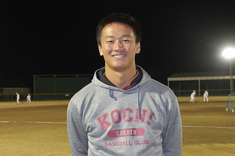 阪神ドラ1指名から1カ月。取材に応じた高知高3年・森木大智 ／ photograph by Takahiro Kikuchi